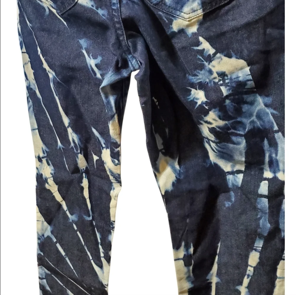 Chico's Women's Demin Indigo Blue Reverse Tie-Dye Jeans Size 0 Short - Picture 11 of 14